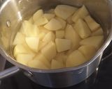 Nyírségi kapros zöldbableves krumpligombóccal recept fázis 1 fotója