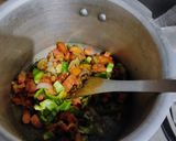 A picture of step 3 of Ragi khichadi.
