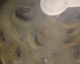 รูปขั้นตอนการทำที่ 5 ของ โจ๊กอกไก่ใส่เห็ดกระดุม (Chicken Breast and Button Mushroom Congee)