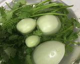 A picture of step 1 of Green tomatoes chutney.