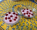 Une image de l'étape 8 de Coupes aux framboises, skyr et cranberries.