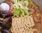 Foto langkah ke 3 dari resep Sup Mie Seafood.