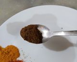 A picture of step 2 of Hyderabadi chicken dum biryani.