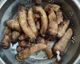 A picture of step 1 of Arbi stir fry.