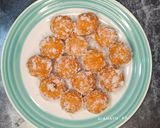 Foto langkah ke 4 dari resep Bola-bola Ubi Kukus.