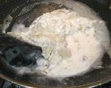 A picture of step 2 of 碗粿rice cake in the bowl.