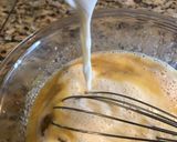 A picture of step 1 of Flan Jelly Cake.
