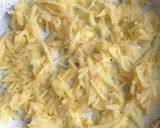 Potato pancake রেসিপির ধাপ 2 ছবি