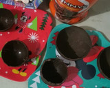 Foto del paso 4 de la receta: Chocobombas con molde casero