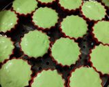 Gambar langkah 5 resipi Kuih Seri Ayu.
