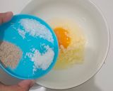 Foto langkah ke 2 dari resep Omelette Mie kriuk.