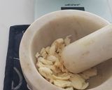 A picture of step 1 of Salted Garlic Peanuts.