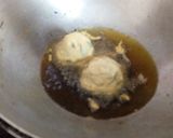 A picture of step 3 of Vada pao.