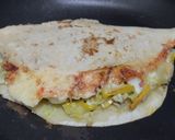 Foto del paso 7 de la receta: Quesadillas🧀de pollo🍗y vegetales🥙en salsa🌮de cilantro🌿🧀🌯