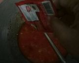 Foto langkah ke 7 dari resep Seblak Goreng Pedas Toping Baso dan Sosis.