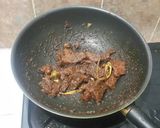 Foto langkah ke 4 dari resep Sapi Panggang Lada Hitam Simple.