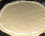 صورة لخطوة 3 من وصفة بيتزا 🍕 سهلة وبسيطة و بمكونات موجودة في كل بيت 🍕💯🥰👍