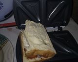 A picture of step 3 of Akara sandwich.