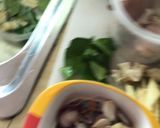 Foto langkah ke 1 dari resep Sup ayam jahe.