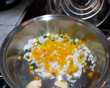 Foto del paso 1 de la receta: Cazuela Express c/ mariscos surtidos envasados bien a mi manera