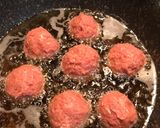 Foto langkah ke 3 dari resep Semur Bola Bola Daging Isi Telur Puyuh.