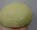Hình bước làm 1 của món Bánh mì hoa cúc phô mai lá dứa