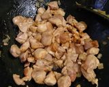 Foto langkah ke 2 dari resep Ayam Brokoli Saus Tiram ala Kiena.