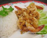 รูปขั้นตอนการทำที่ 3 ของ ข้าวราดกุ้งกระเทียม