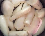Hình bước làm 1 của món Khoai mì hấp nước cốt dừa