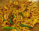 লাউ - চিংড়ি (Lau chingri recipe in bengali) রেসিপি ধাপ - 1 ছবি