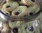 Foto langkah ke 9 dari resep Semprit Sagu Pandan.