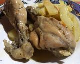 Foto del paso 3 de la receta: Pollo al sartén con crema y papas