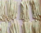 Foto langkah ke 5 dari resep Kue bawang/ladrang/stik bawang renyah simpel.