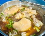 Hình bước làm 2 của món Cơm gà kiểu Thái