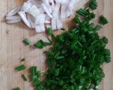 A picture of step 1 of Green Onion chilla.