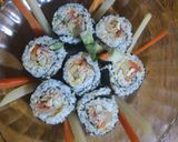 Foto langkah ke 6 dari resep Sushi local simpel.