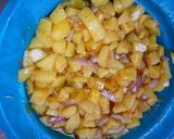A picture of step 2 of Potato omelette pizza.