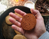 Foto del paso 6 de la receta: Alfajores Caseros bañados en Nutella 💣🍫