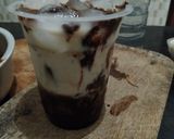 Foto langkah ke 4 dari resep Es Kopi Susu Cokelat.