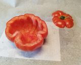 Foto del passaggio 2 della ricetta Pomodori ripieni gratinati light🍅🍋