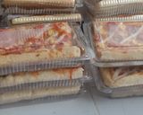 Foto langkah ke 7 dari resep Pizza homemade simple.