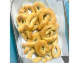 A picture of step 10 of TARALLI or TARALLINI: Italian Fennel Savoury Biscottis/Pretzels.