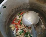 Foto langkah ke 2 dari resep Daun katuk masak santan / sayur manis.