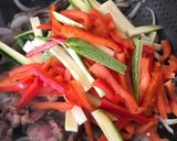 Foto del paso 4 de la receta: Fajitas de res con verduras🥘