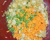 A picture of step 3 of Prawn Fried Rice.