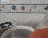 A picture of step 6 of Guava Orange juice.
