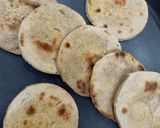 બિસ્કિટ ભાખરી (Biscuit Bhakhri Recipe In Gujarati) રેસીપી સ્ટેપ5ફોટો