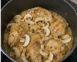Foto del paso 8 de la receta Muslos de pollo guisados