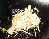 รูปขั้นตอนการทำที่ 4 ของ #เทศกาลกินผัก: ไข่เจียวยอดอ่อนทานตะวัน (ไร้น้ำมัน)