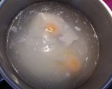 Foto del paso 4 de la receta: Achicoria salteada con patatas y huevo